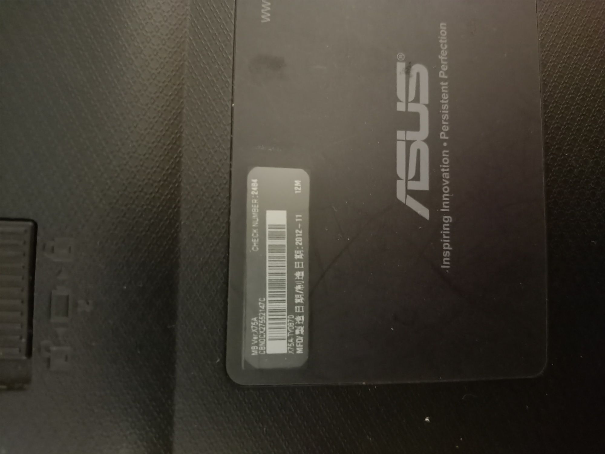 Ноутбук Asus X75A, діагональ 17,3'' з робочою АКБ