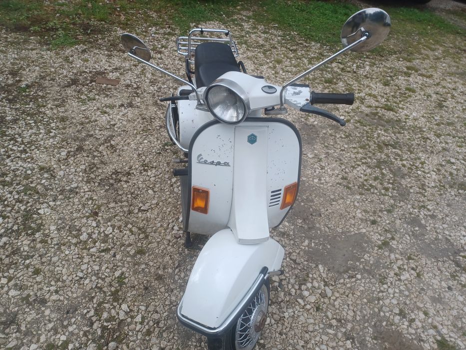 Vespa 1989 rok. Orginalny lakier.