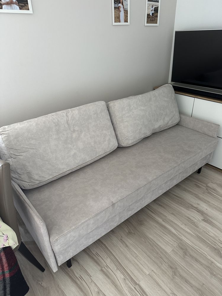 Rozkładana sofa, Wysoka