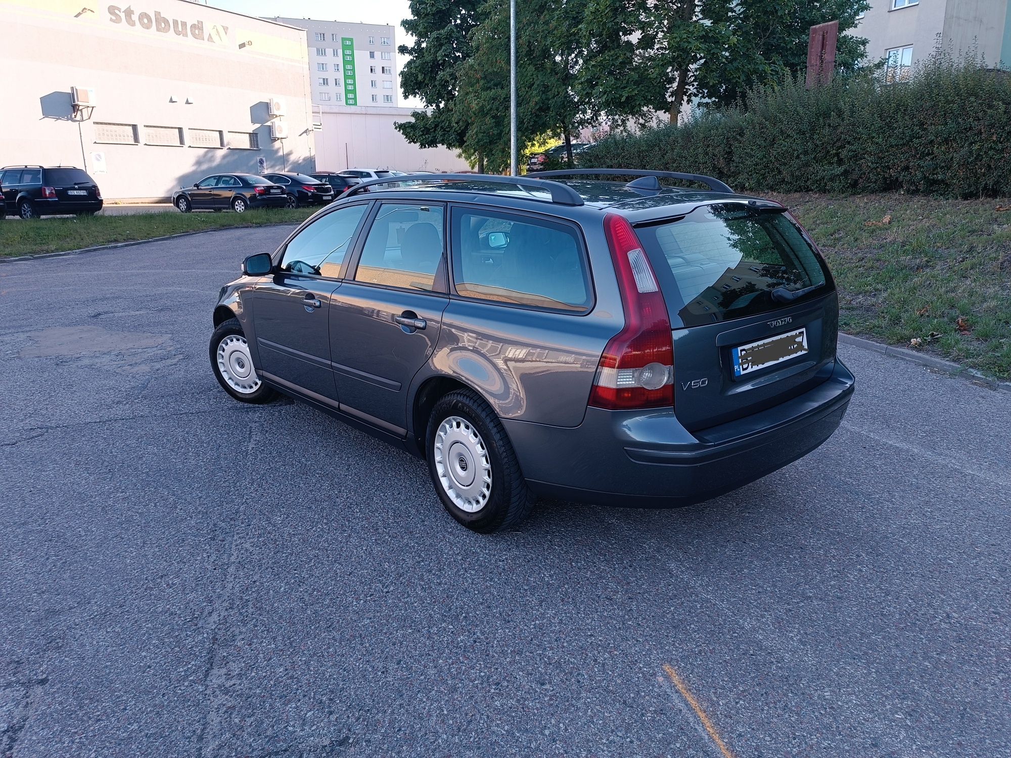 Volvo V50 1.6 HDi ładne doinwestowane klima nowe opony super stan !!