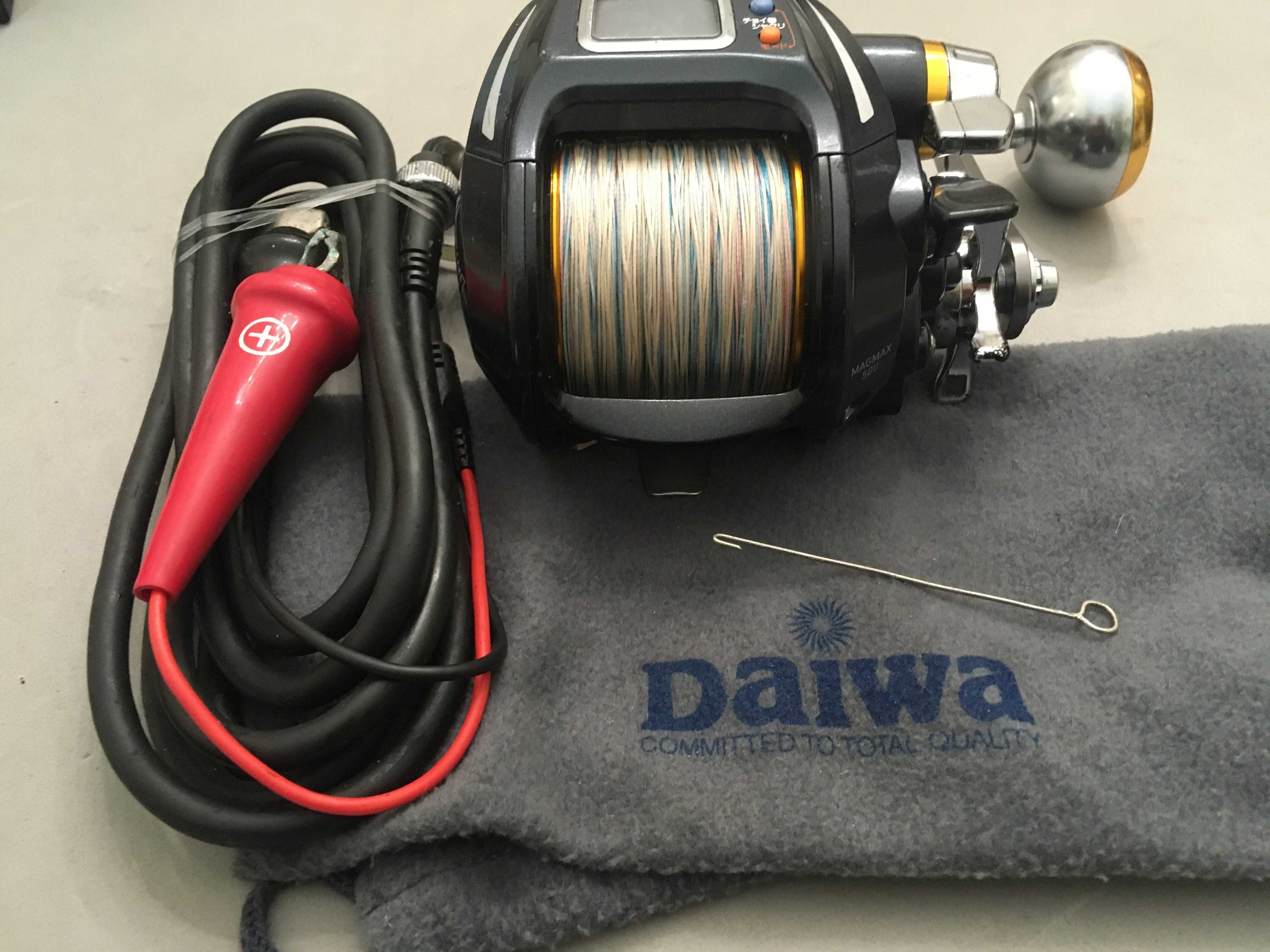 Carreto elétrico de pesca DAIWA MAG/MAX 500