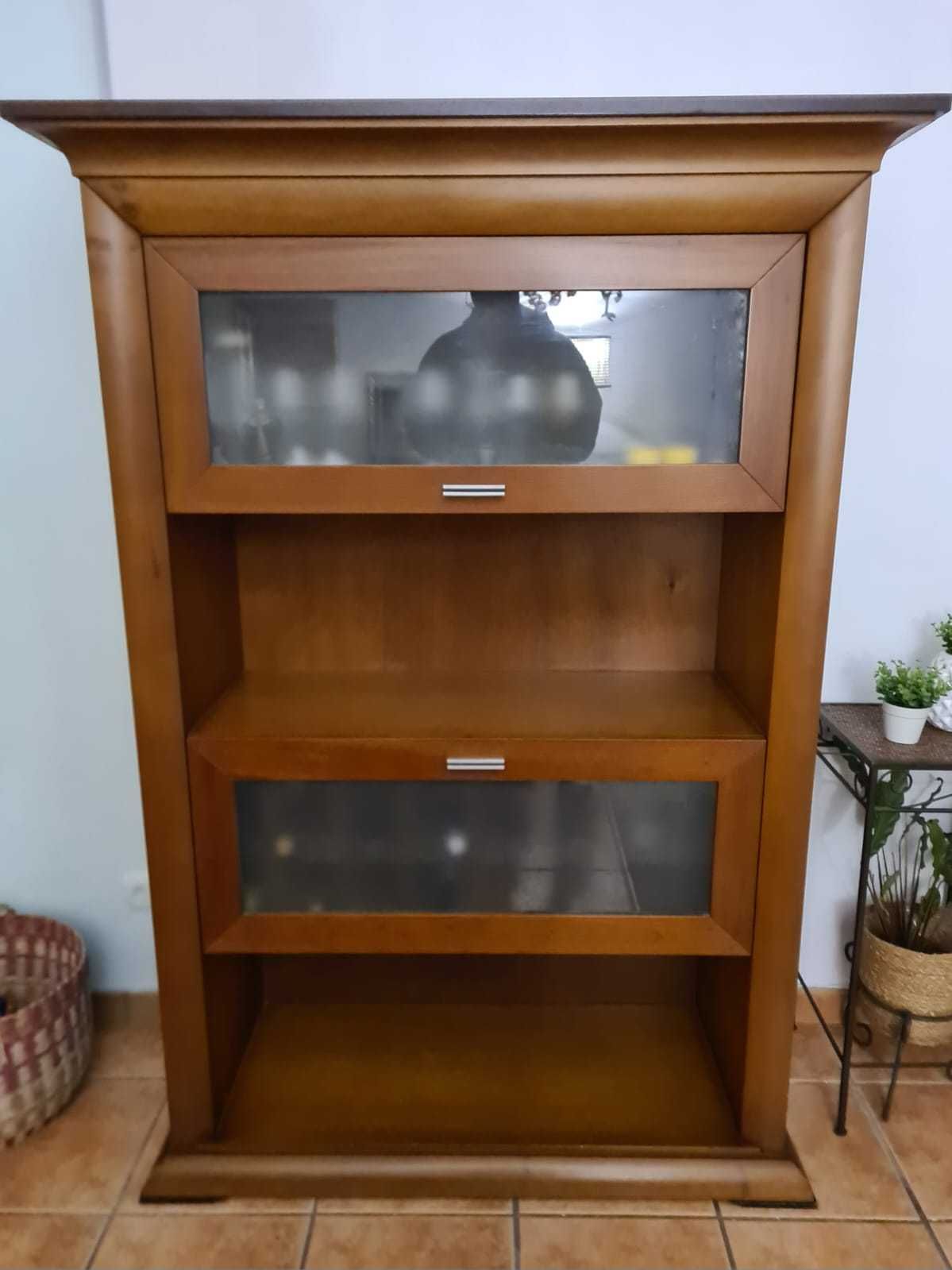 Movel bar,vai ficar muito bem na tua sala