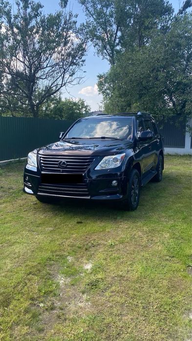 Оренда авто Lexus Lx570 кортеж весілля супровід