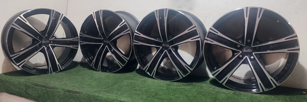 Felgi aluminiowe Advanti 19" 8.5J 5x112 Et45 VW Skoda Seat Mercedes