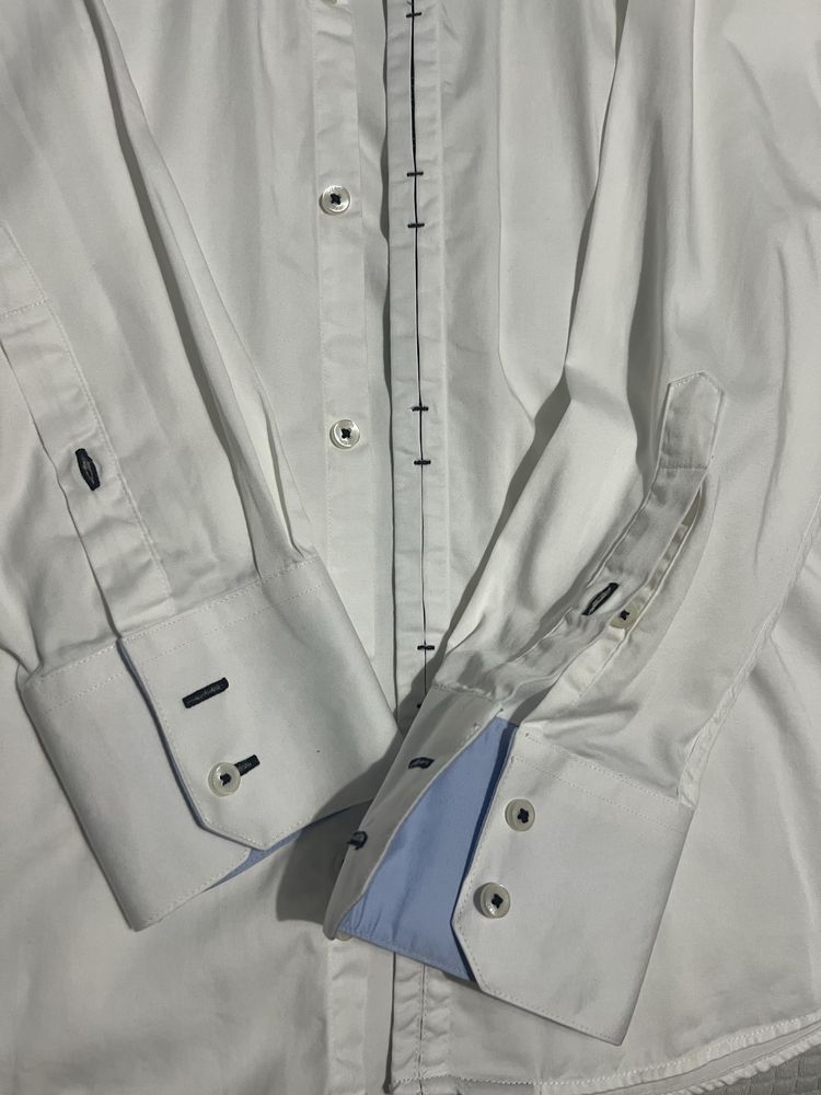 Fato completo com camisa de Homem