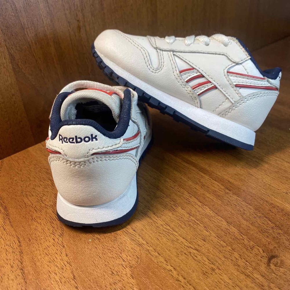 Reebok classic. Нові .12,5 см уст.