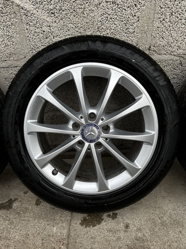 Alufelgi R17 5x112 Mercedes A,B,C,CLA opony letnie czujniki ciśnienia