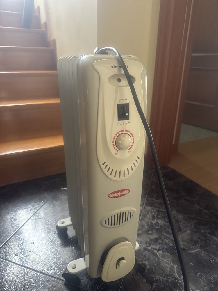 Aquecedor a óleo Becken, 1500W