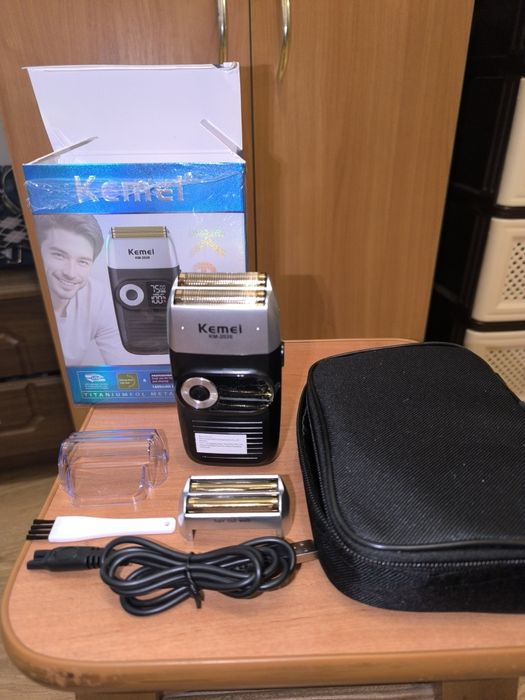 Продам електробритву шейвер Hatteker HT 952