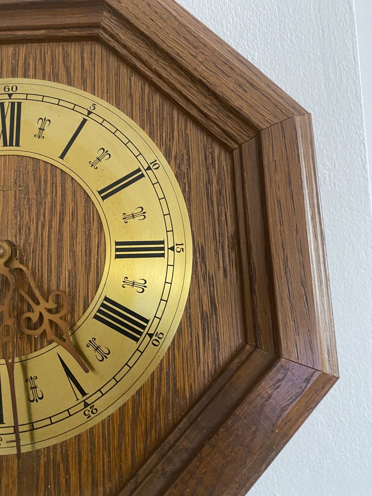 Zegar stary drewniany wiszący