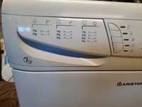 Maquina de secar roupa Ariston 7kg