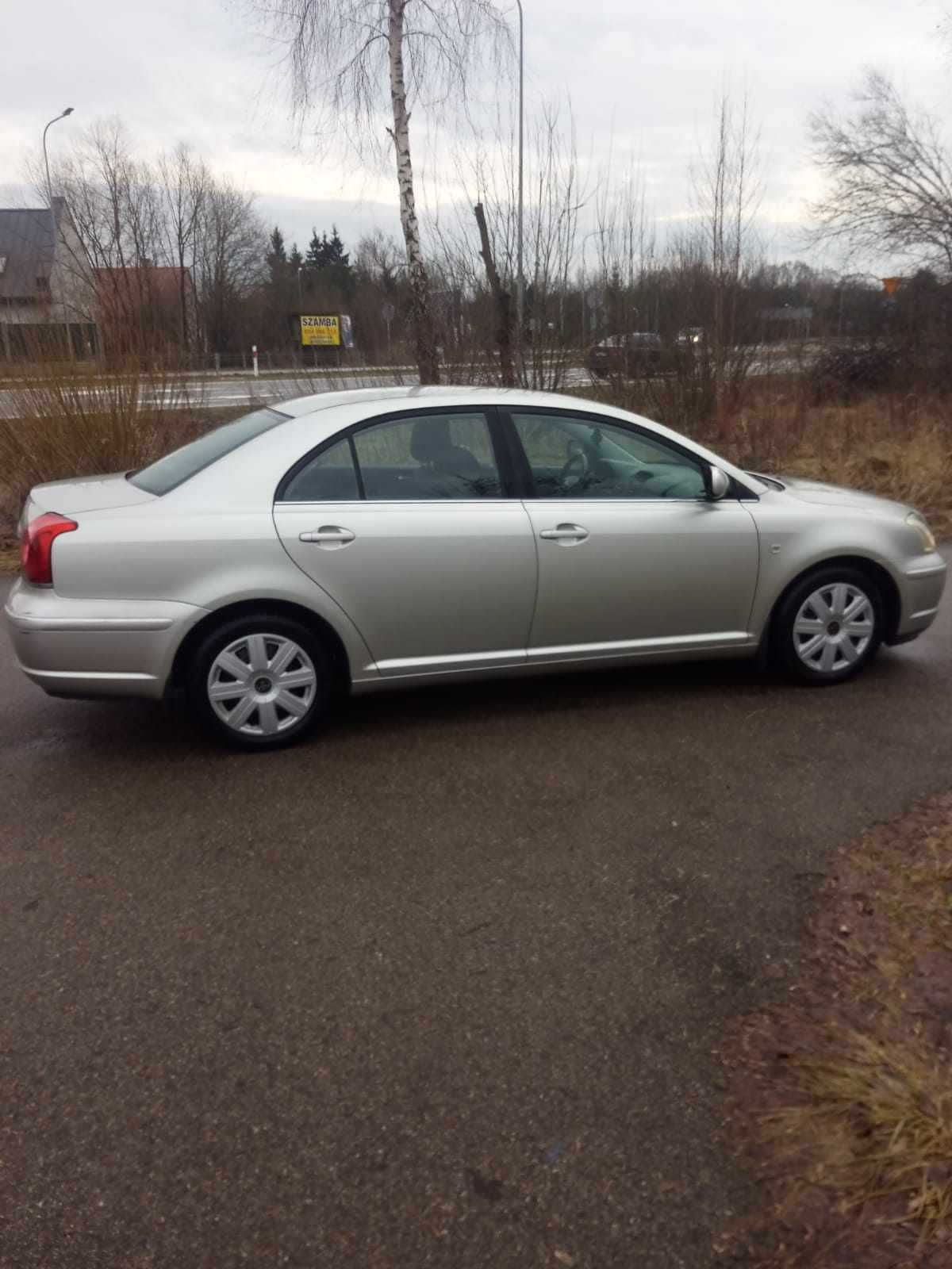 sprzedam Toyota Avensis