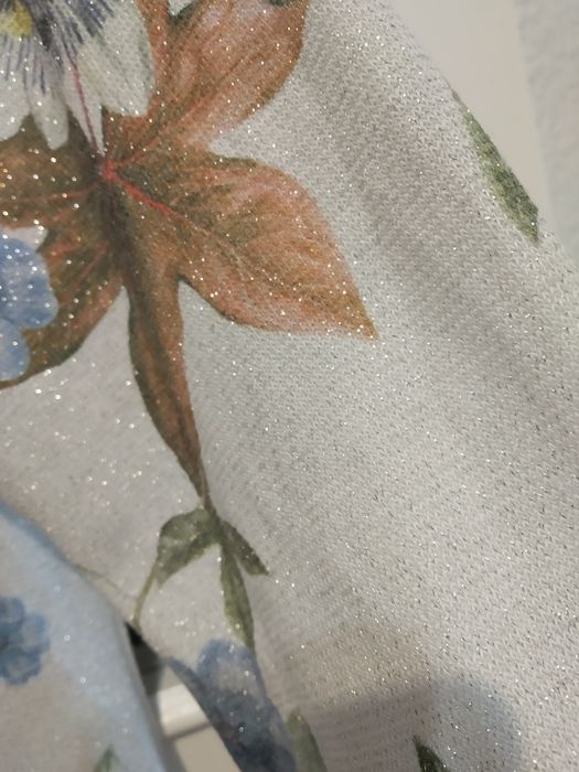 Bluzeczka biała w kwiaty