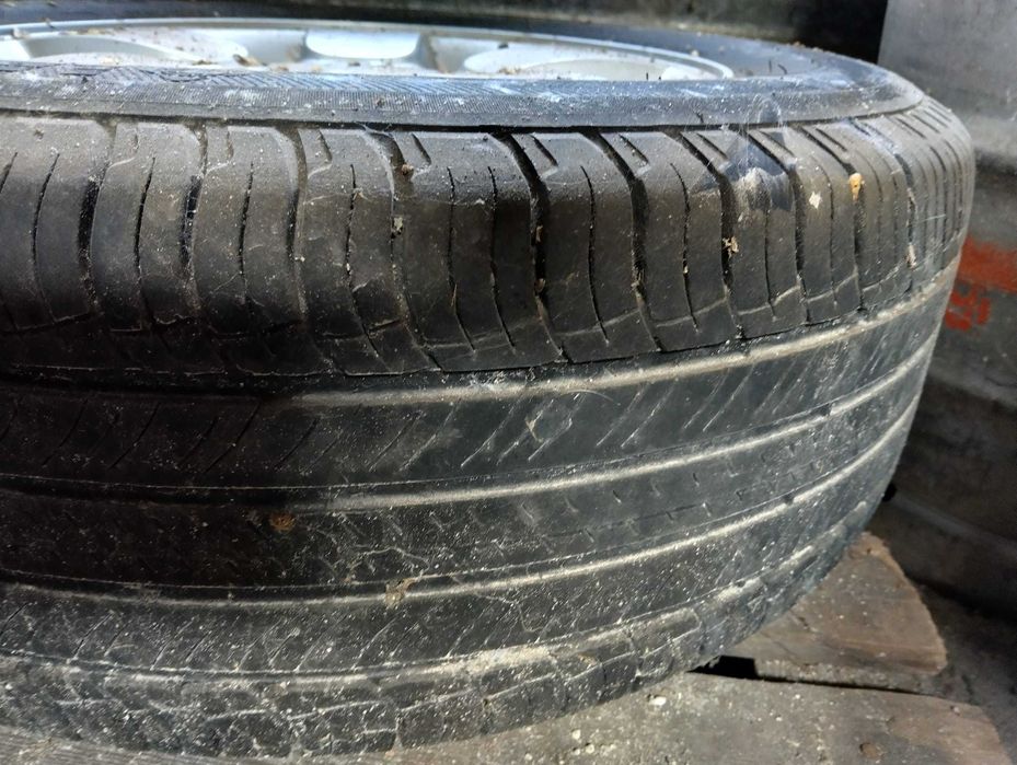 5 jantes com pneus 235/75R17 Jeep WJ/WG