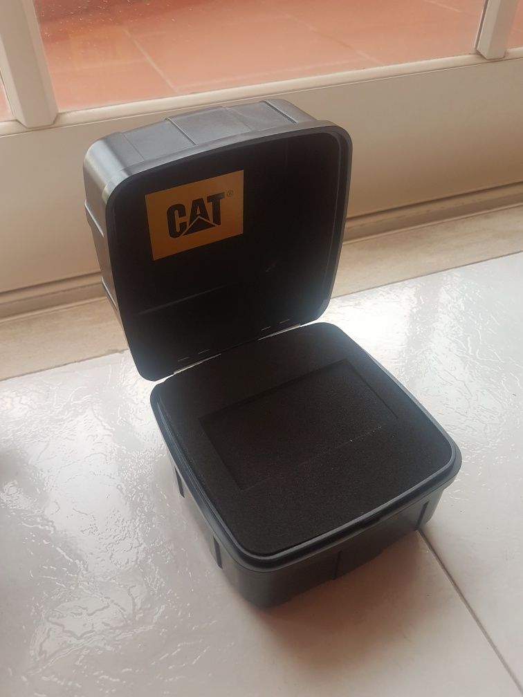 Caixa box relogio CAT