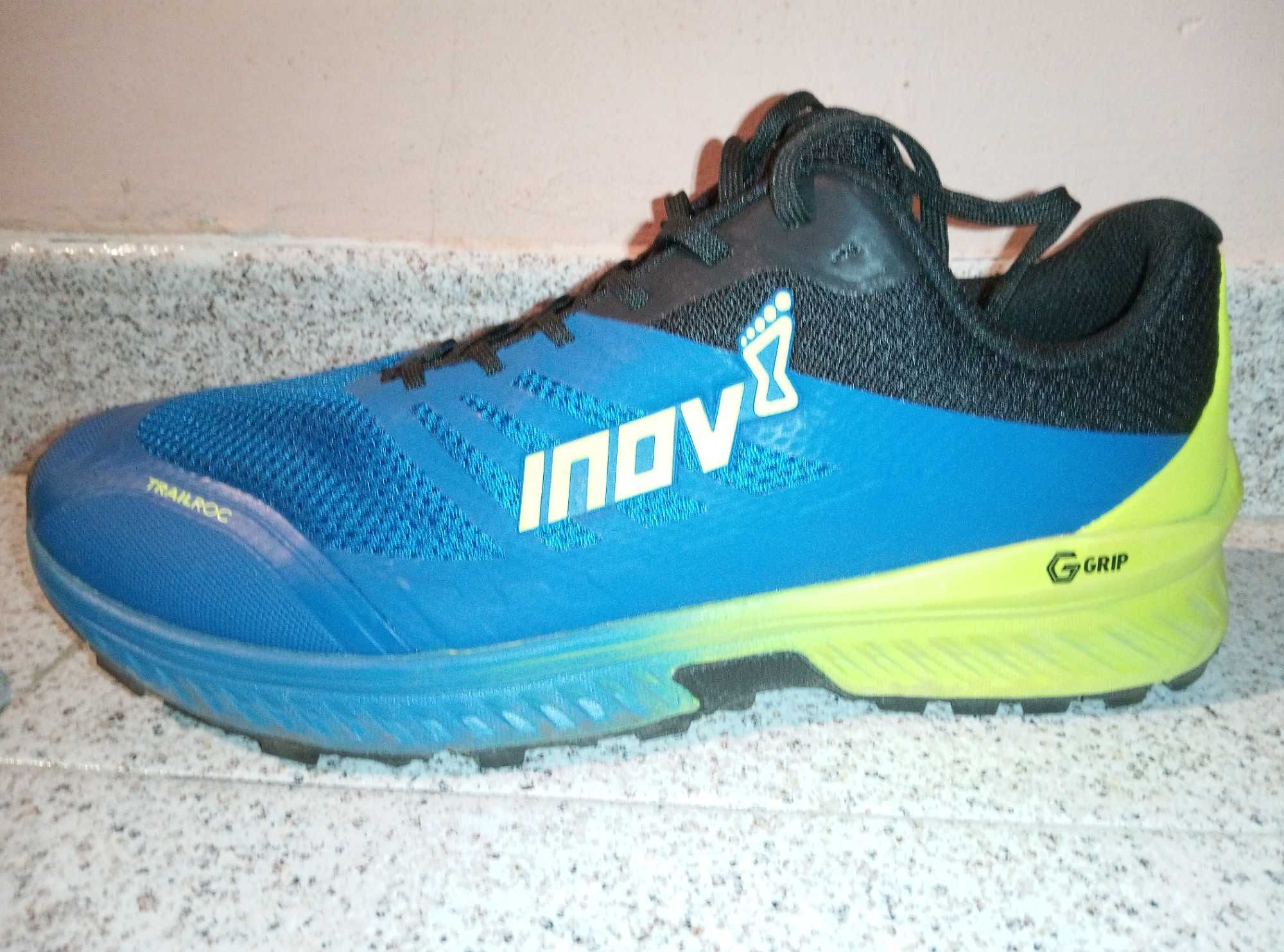 Sapatilhas INOV-TrailRoc 280_42_27cm_Trail_Corrida