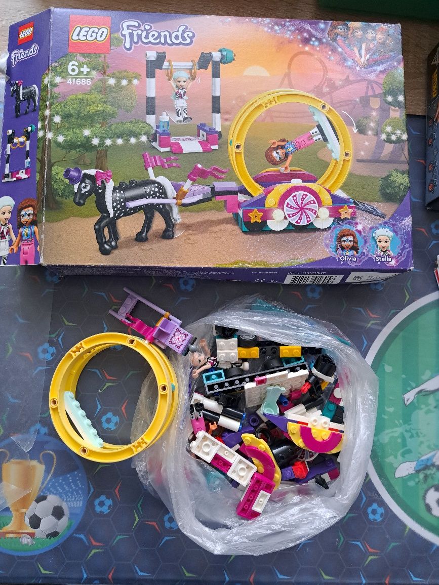 Lego friends dziewczynka