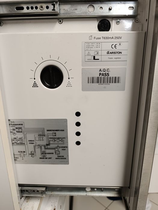 Maquina de café em grão.