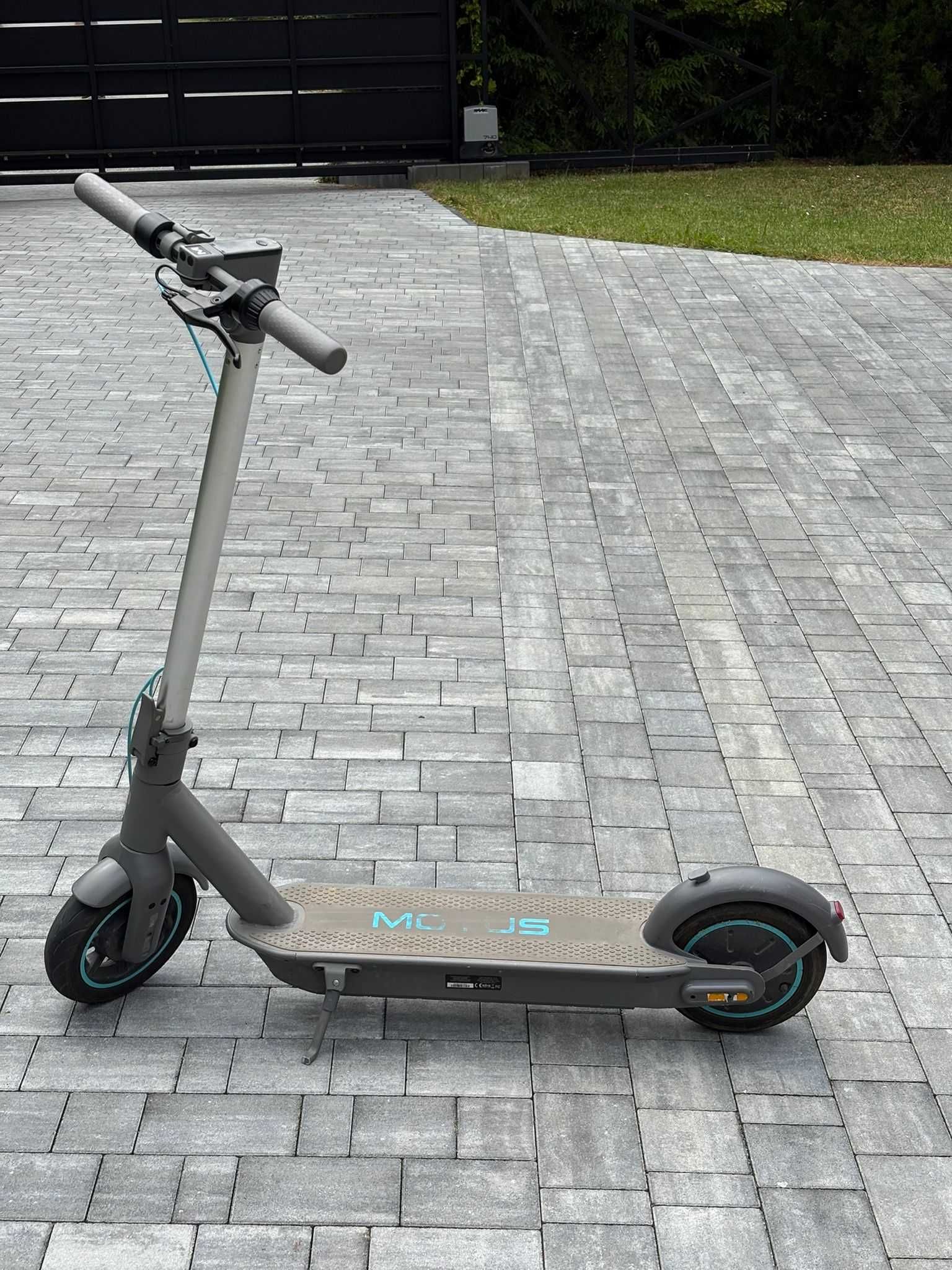 Hulajnoga  elektryczna motus scoty 10 rocznik 2023