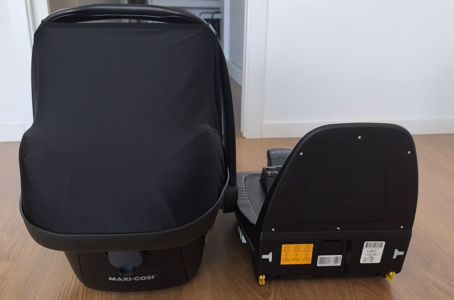 Ovo Maxi-Cosi Pebble Pro i-Size Grey Twillic + Base Isofix Familyfix3