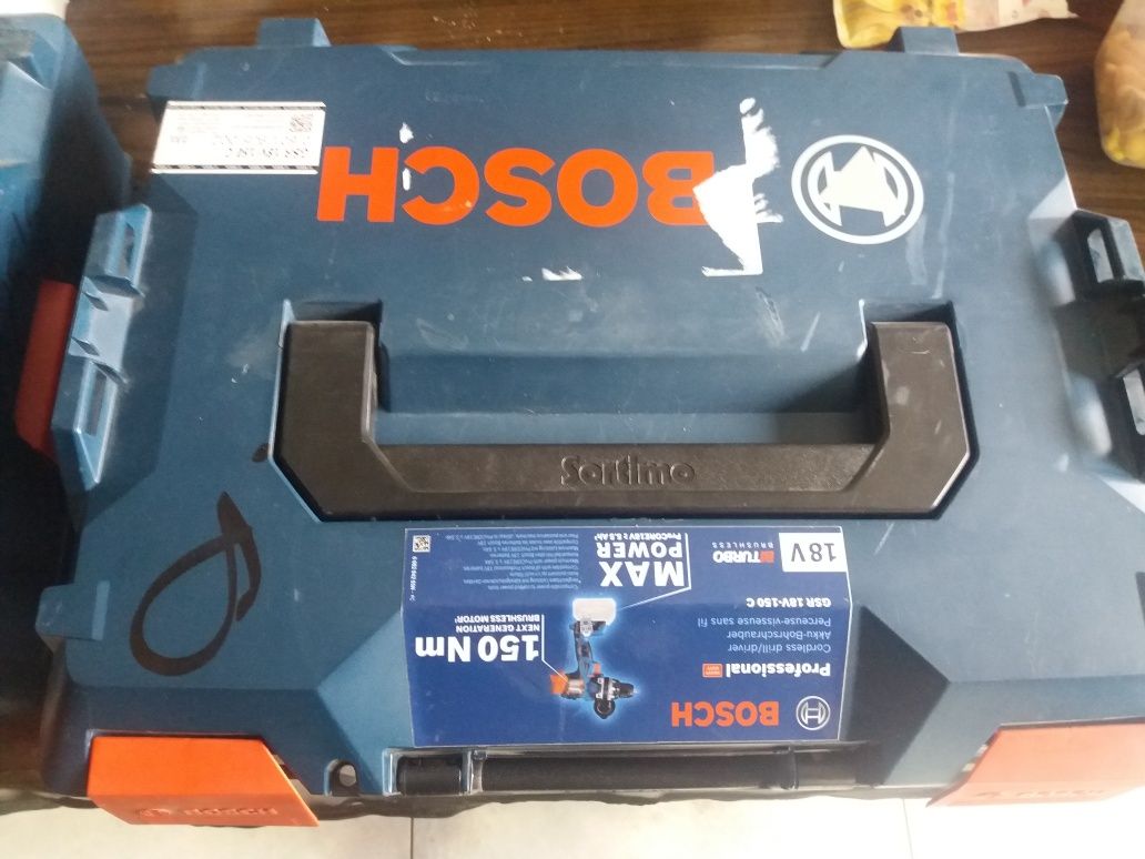 Bosch zestaw gsr 18v-150 c
