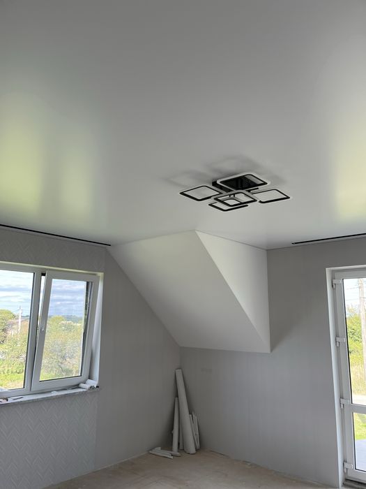 Натяжні стелі.Володимирський р-н