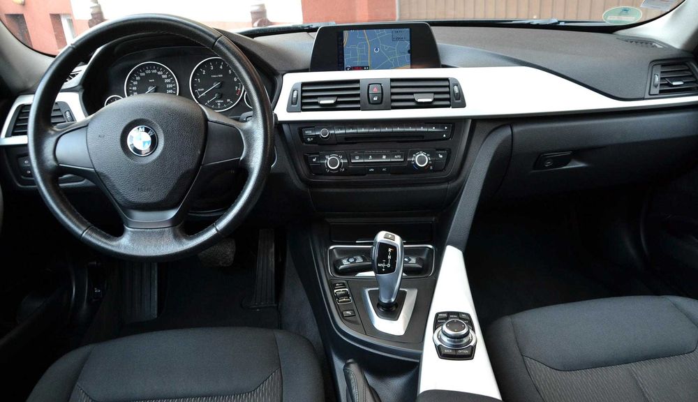 BMW F30 1.6Benz, 2012r. Automat, Klima, Navi, Alu, Nowy Rozrząd, Raty