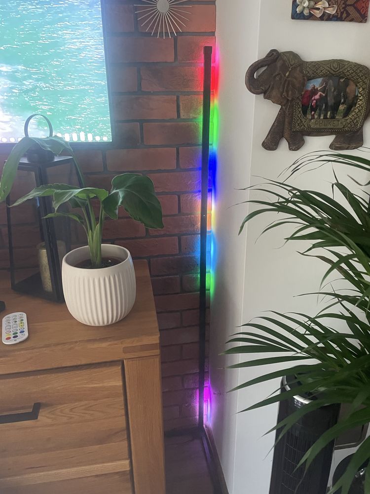 Lampa Rbg ledowa na pilota