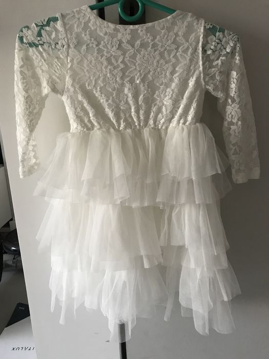 Śliczna elegancka sukienka rozm 110 na świeta i nie tylko