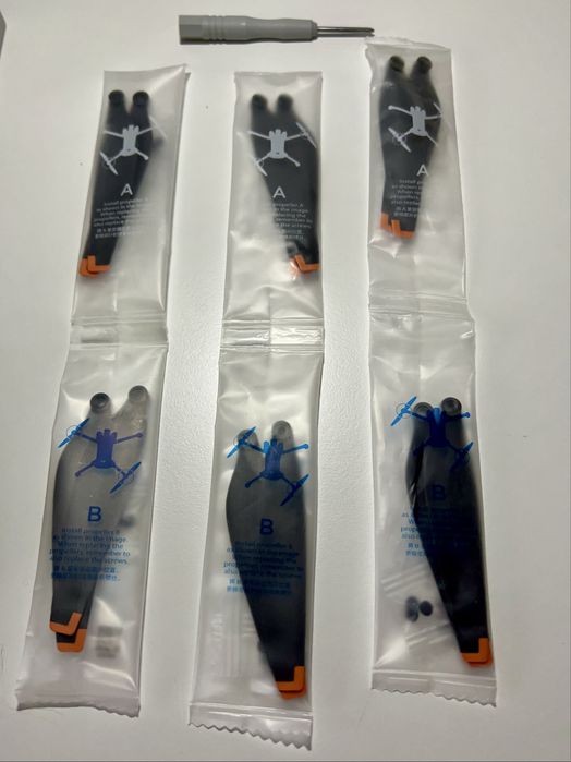 Dron DJI Mini 3 PRO Fly More Combo