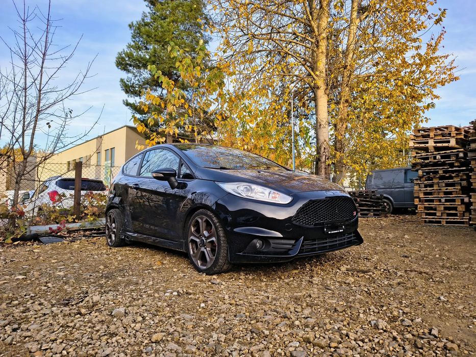 Ford Fiesta ST Nowy Rozrząd Częste wymiany oleju SerwisowanaGrzana Szyba Przednia