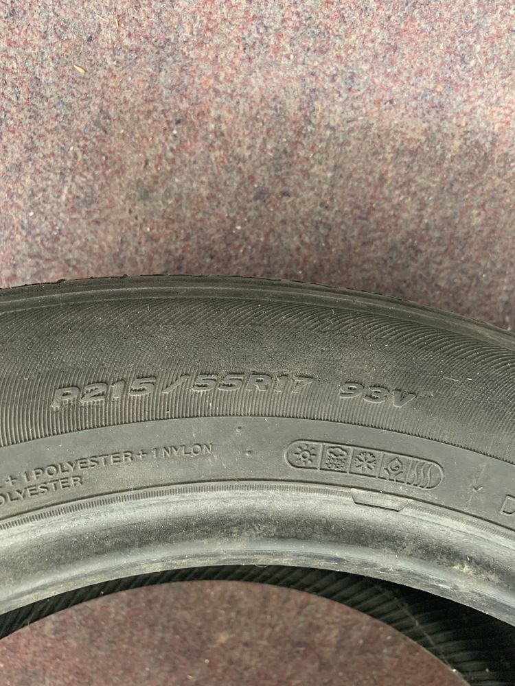 Hankook 215/55 R17 93V M+S пара