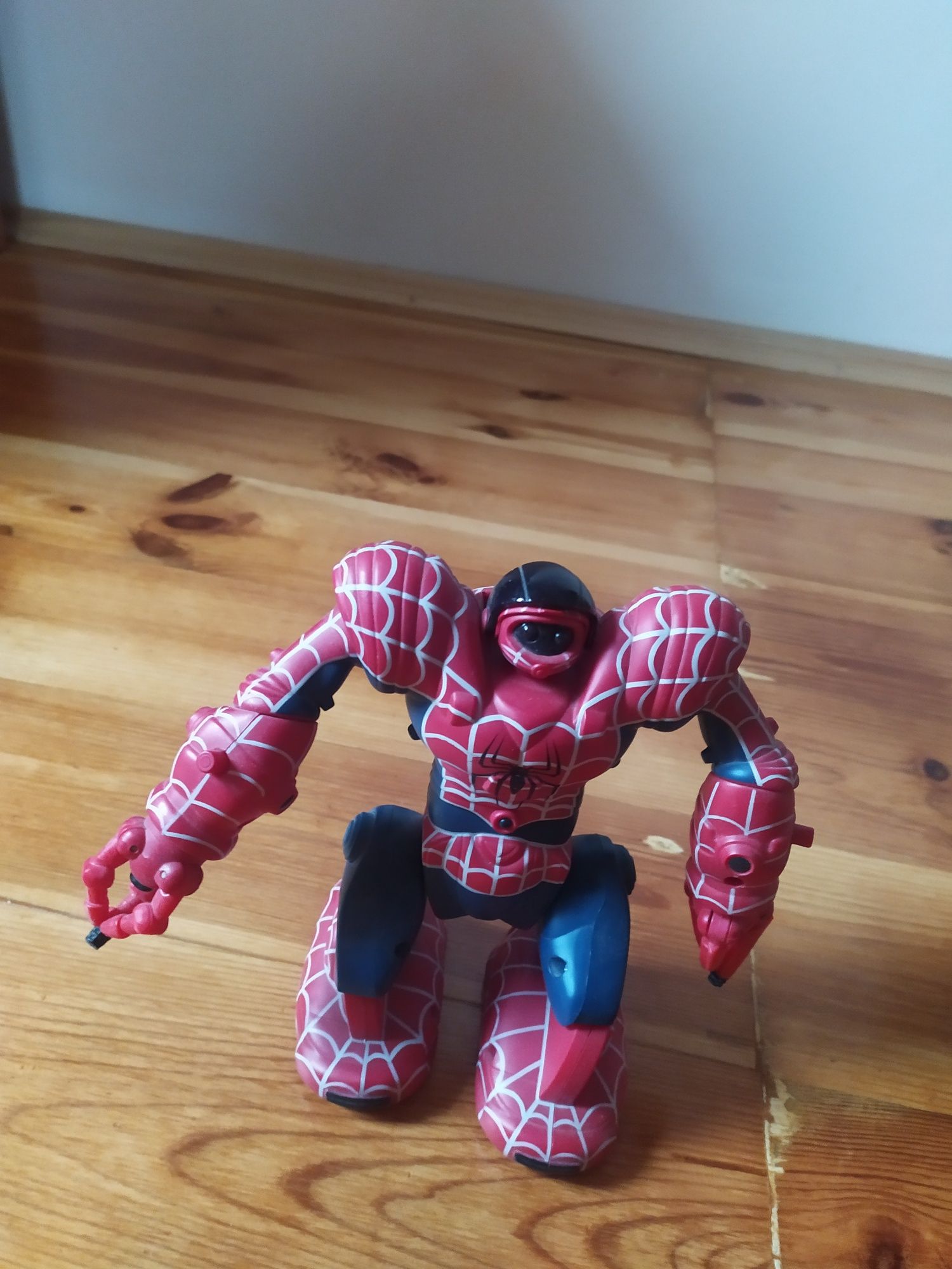 Zabawki Ferbi i robot czerwony