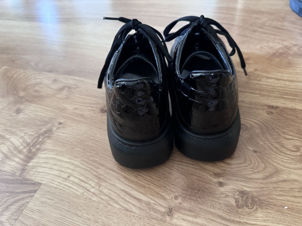 Buty damskie skórzane SEMPRE