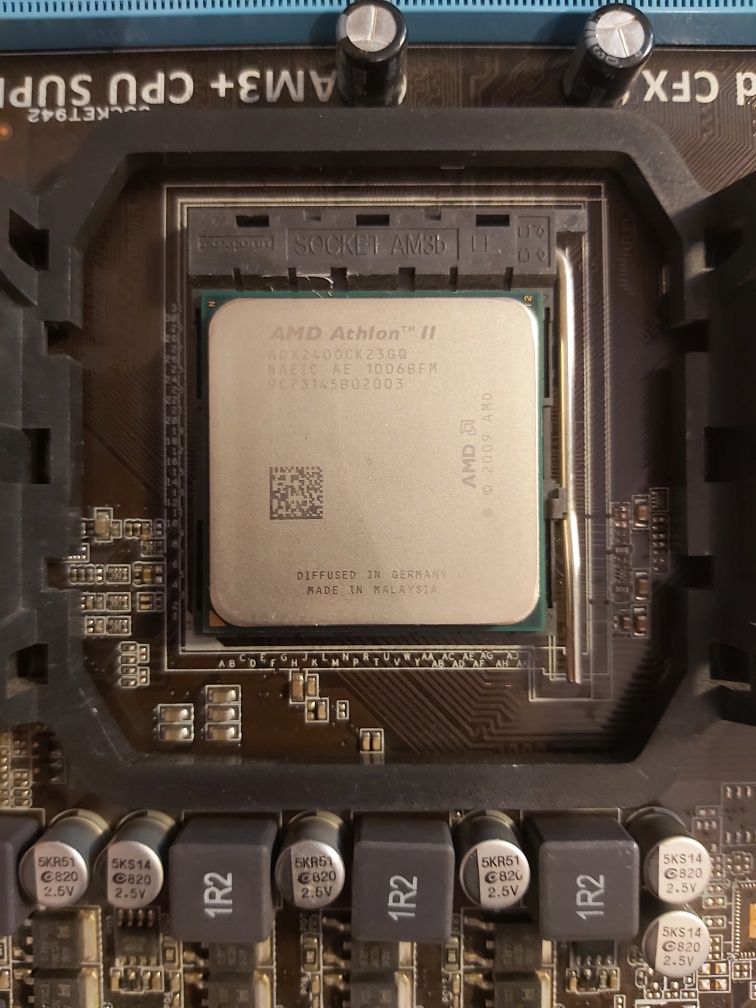 Asus M5A78L-M LE AMD Athlon II 240 Crucial DDR3 8Gb 1600MHz