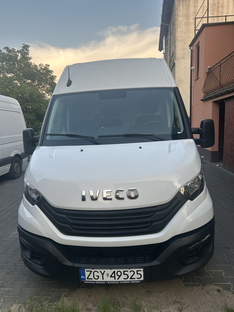 Iveco Daily 35-180 Himatic 2023 rok super stan