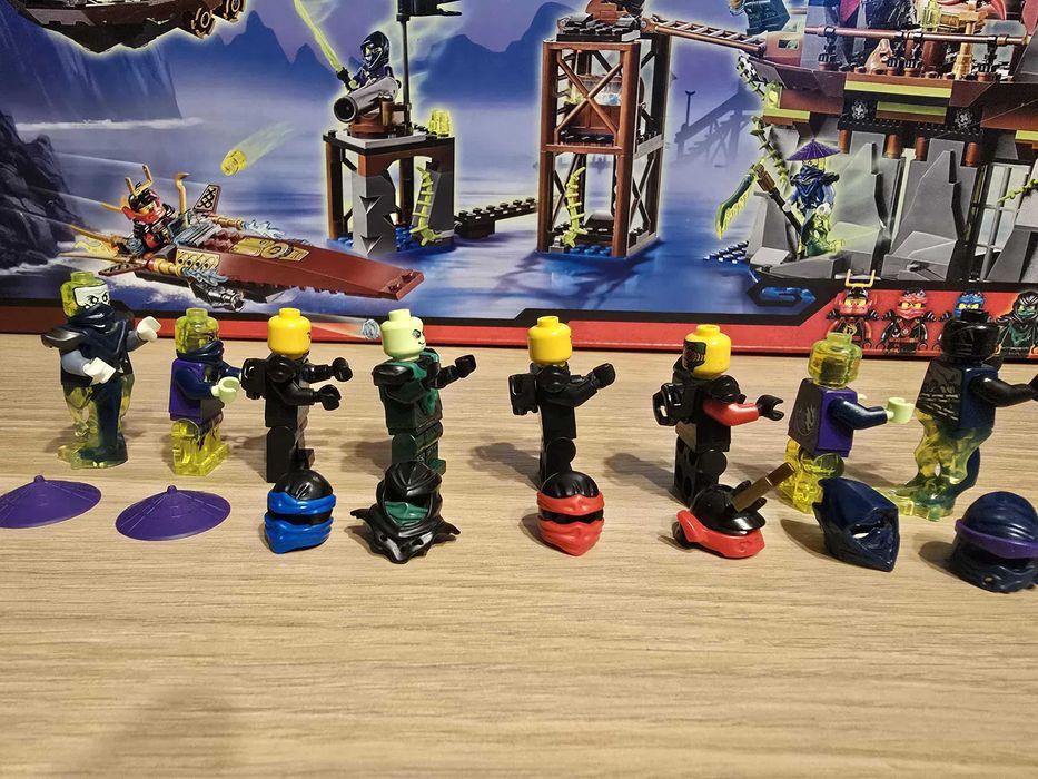 UNIKAT Lego NINJAGO Miasto Stiix 70732  -  100% KOMPLETNY  Z PUDEŁKIEM
