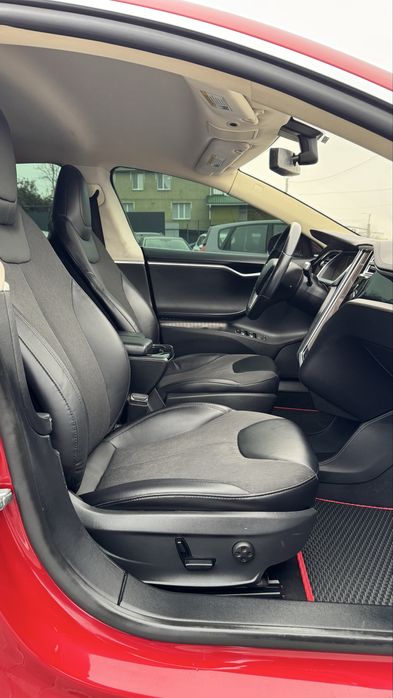 Tesla Model Тесла Модель S 2013 р 60кВт Запас ходу 300 км Автомат