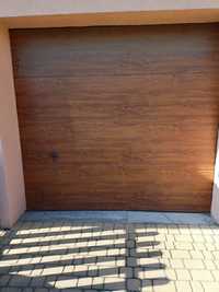 Brama garażowa Wiśniowski 244x222