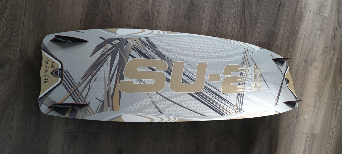 Deska Kitesurfing SU-2 Neuron Prorider 137x43