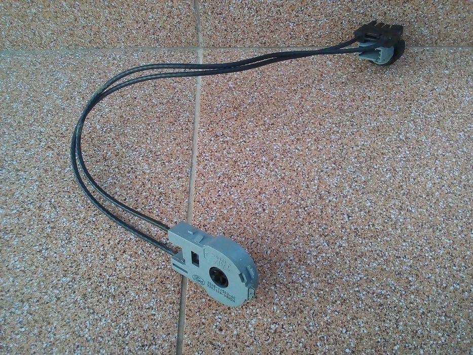 Тросік регулювання напряму потоків обігріву Фокус Мк1 98AB-11503-AE