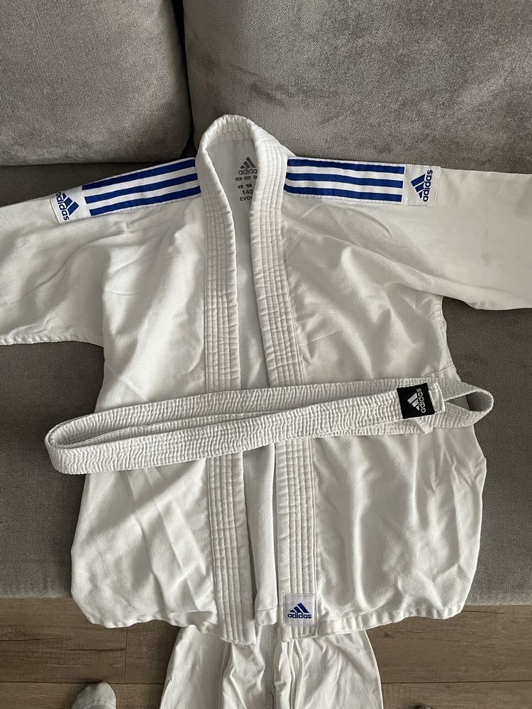 Kimono adidas 140/150