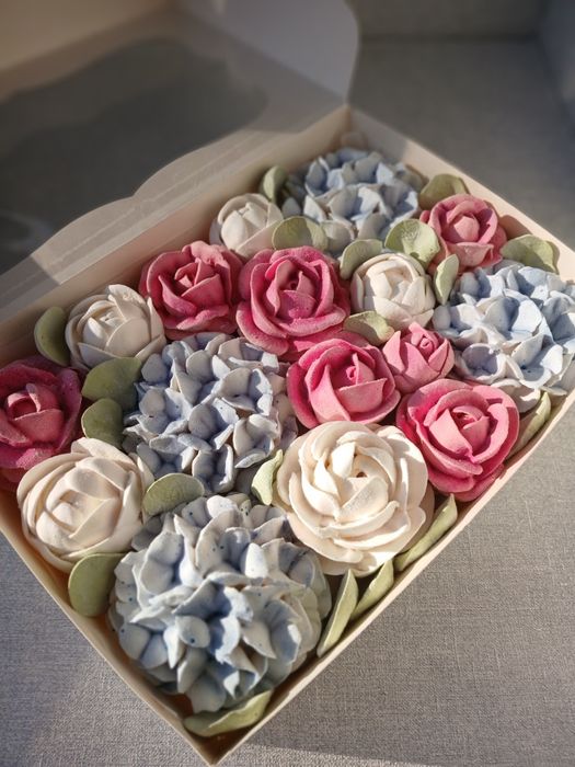 Зефірні букети, коробочки із зефірними квітами