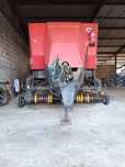 Enfardadeira New Holland D1010