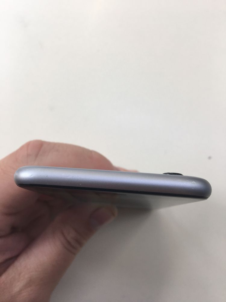 Iphone 6s 32gb в отличном состоянии