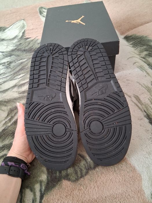 Nike air jordan 1 mid czarno-białe