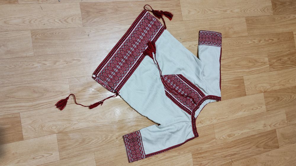 Вишиванка дитяча на дівчинку