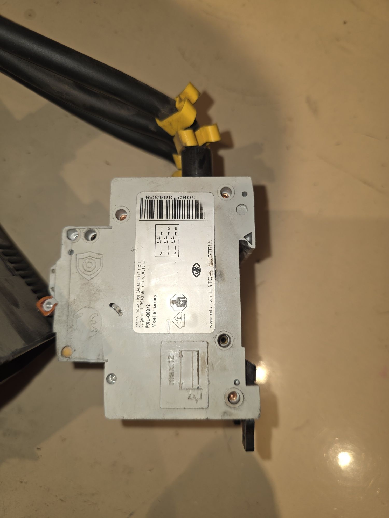 Пускатель Siemens 80A, катушка 24VDC + автомат 63А