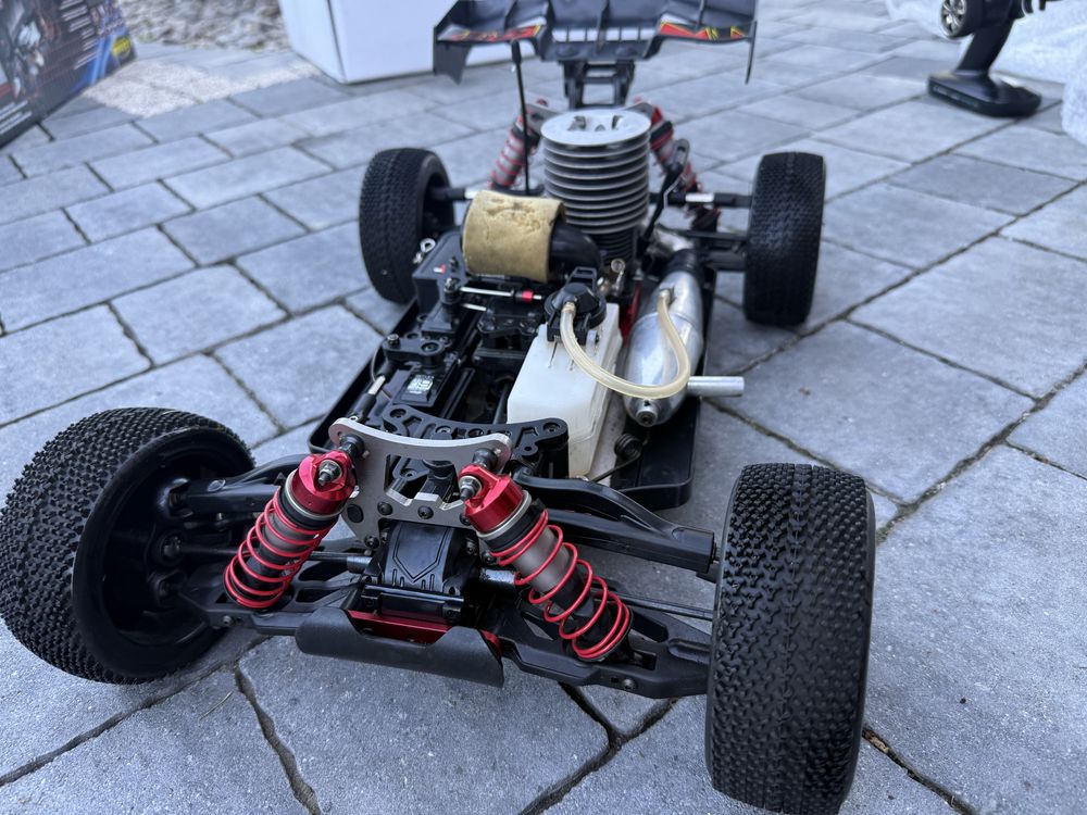 Model RC Samochód spalinowy 1/8 1:8 Carson Virus PRO V32