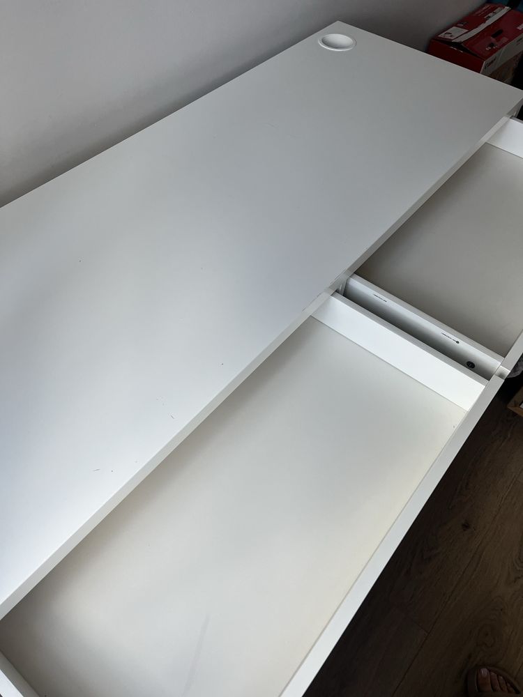 Biurko Micke Ikea
